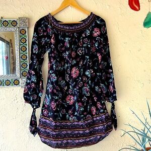 Beach Lunch Lounge Floral Dress size Small